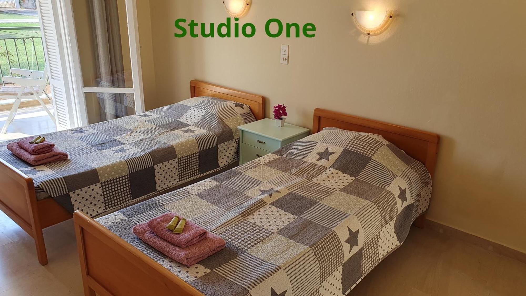 Kivotos Villa Studios Рода Стая снимка